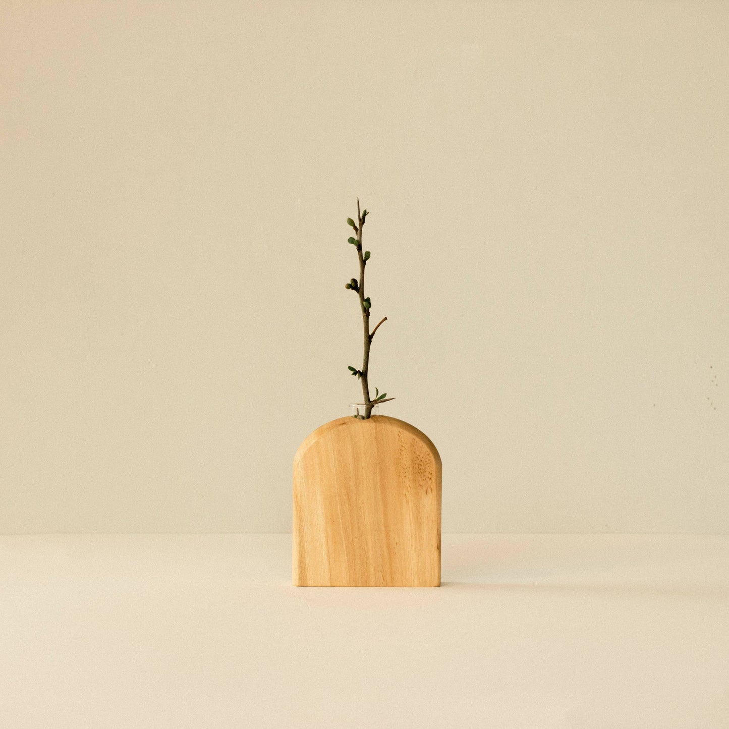 płaski wazonik No.06